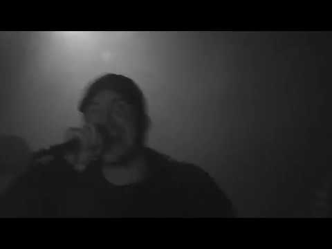 Guarda SERVE - FESTER (OFFICIAL MUSIC VIDEO) su YouTube Guarda SERVE - FESTER (OFFICIAL MUSIC VIDEO) su YouTube