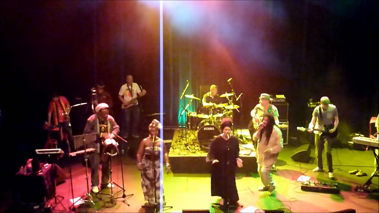 Dreadless live 'Slogans' & 'Black Uhuru Medley' @ Gebouw- T,08-08-2013