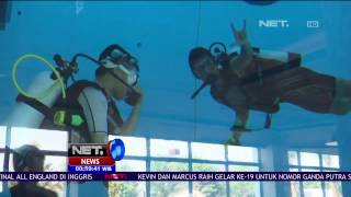 Sensasi Scuba Diving Sambil Berfoto Di Kolam Renang Hotel - Net24