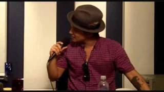 Billy Bush interviews Bruno mars - Part 2