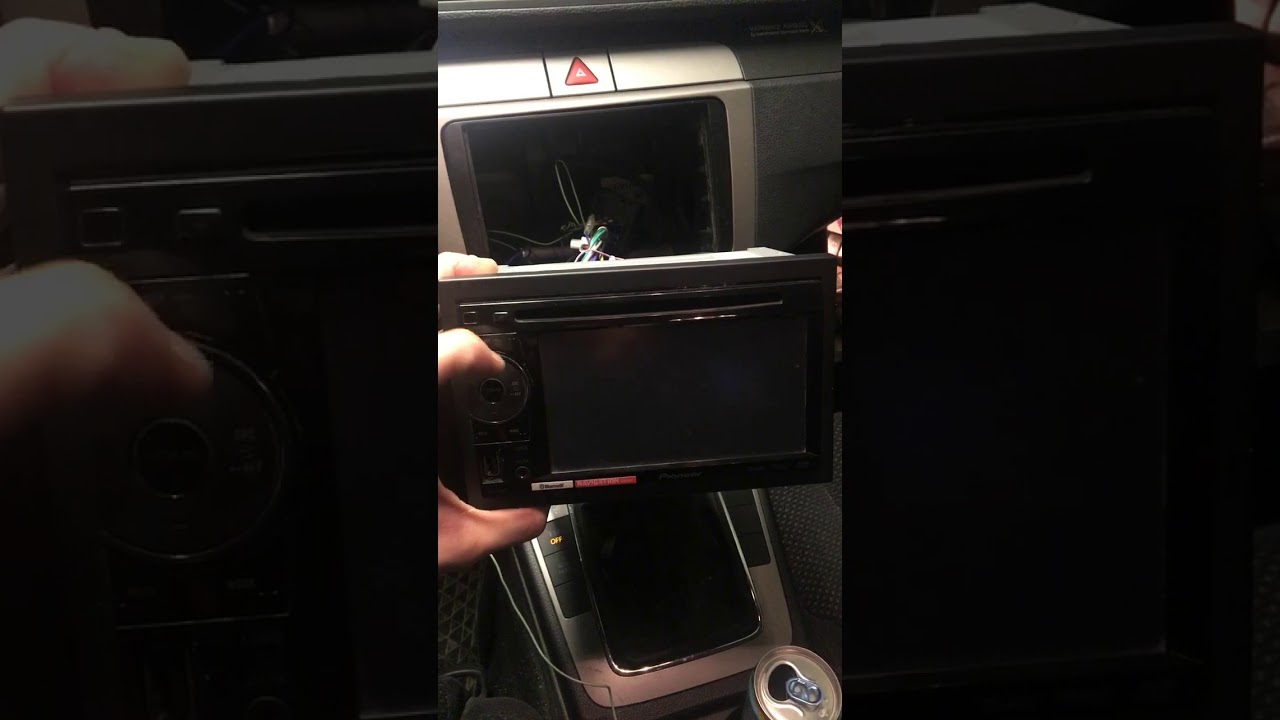 Pioneer AVH—2400BT problem - YouTube