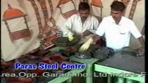 Vibration Table for Refractive Pavers