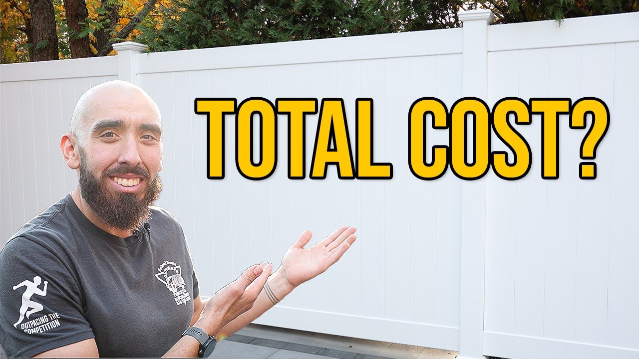 Сколько будет стоить виниловый забор в 2026 году? (Разбивка по материалам и работе)