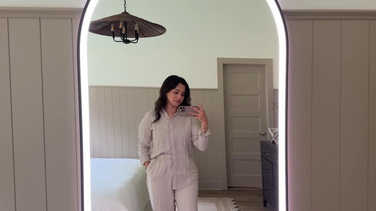 PALLAS Arched Customize LED Mirror with Frame video