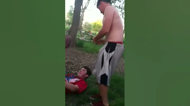 Eric getting pinned by Mouse
