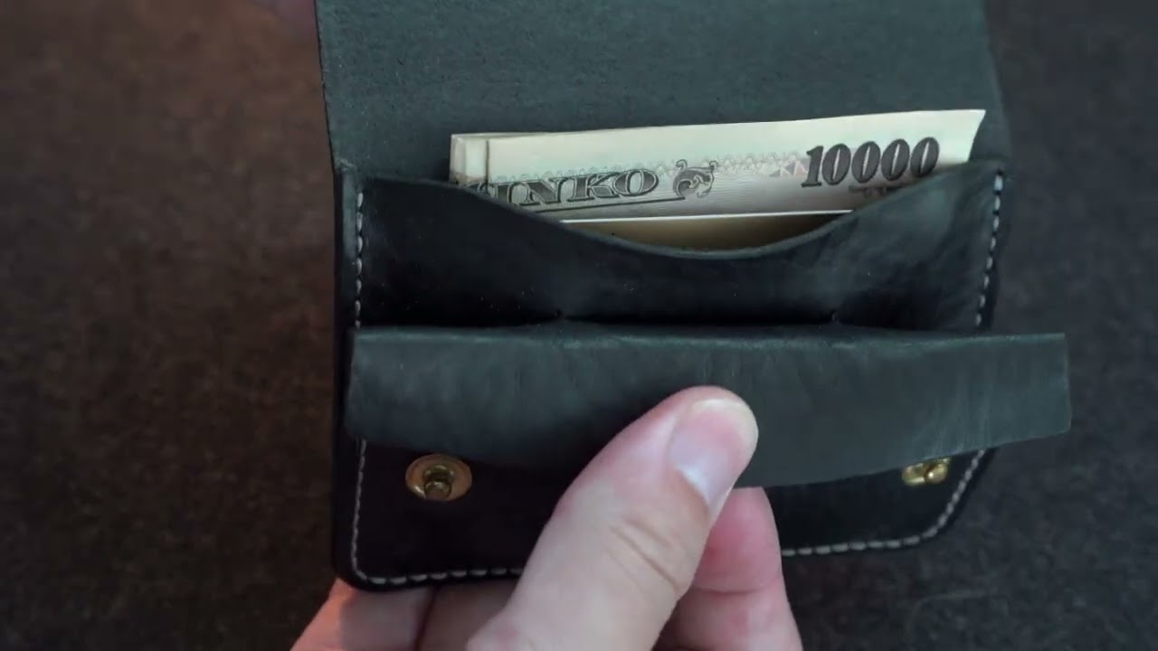 コンパクトサイズのトラッカーウォレット- Handy Trucker[ハンディー