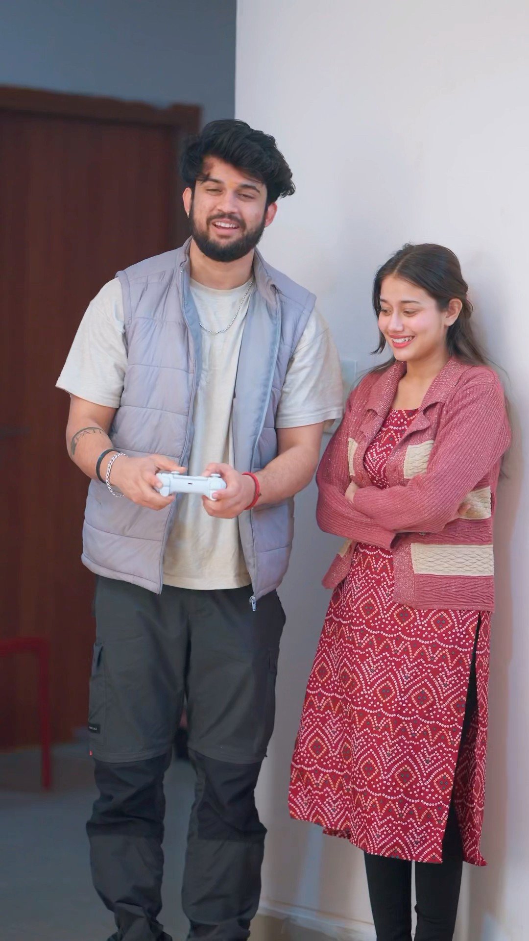 Beti ka jaadu wala gaming remote?❤️ #familylovestory #unknownboyvarun #shorts