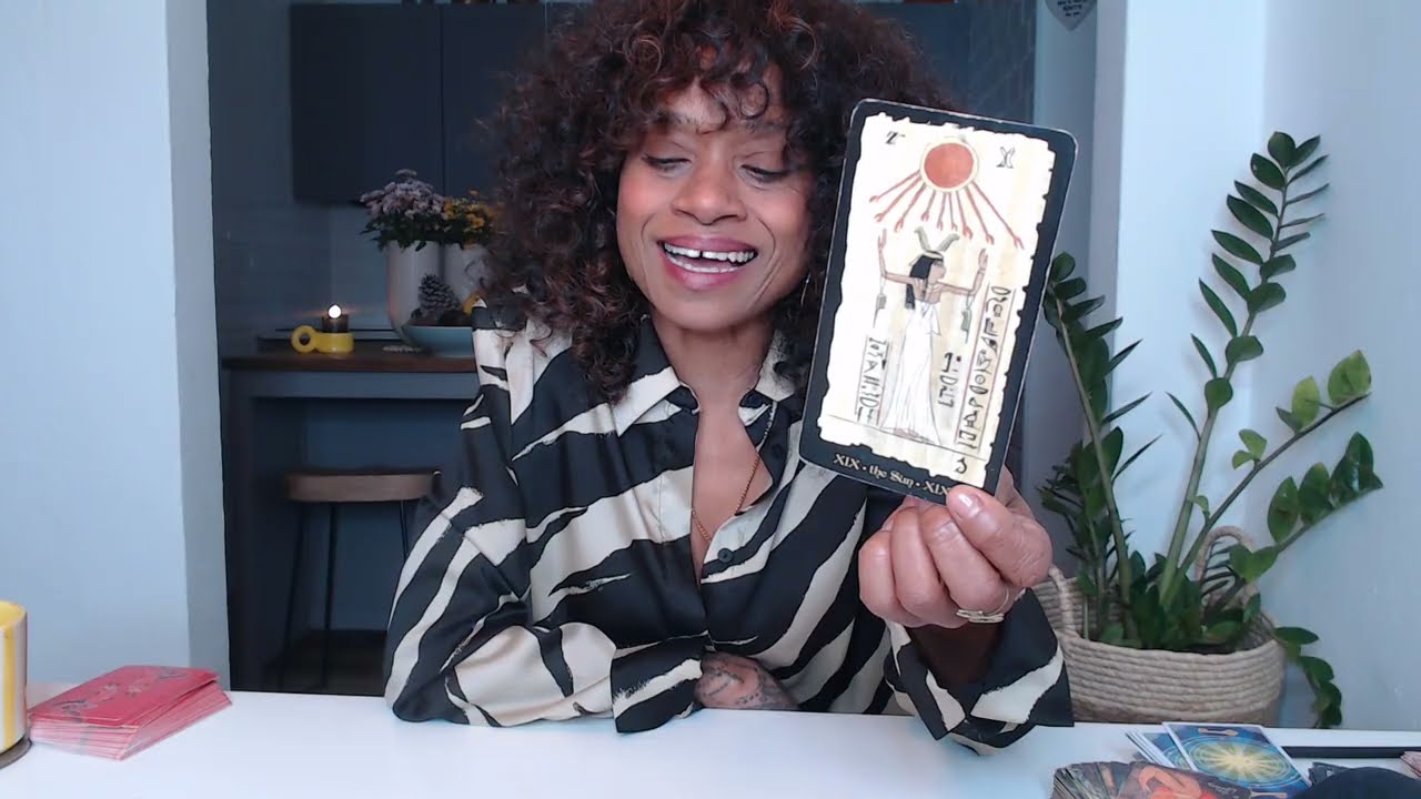 LIBRA  A ENERGIA MUDOU  E TRAZ  CLAREZA , A ESCOLHA E FEITA E A VITORIA CHEGA. VAIS NAMORAR EHEHEHEH