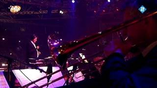 Video thumbnail of "Gloria Gaynor & Darryn Ray - My first, my last, my everything - Maxproms 01-01-12 HD"