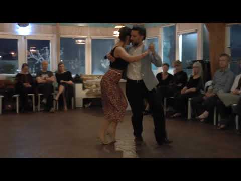 Luciana Sacchetti & Mariano Laplume in La Cantina (3/4)