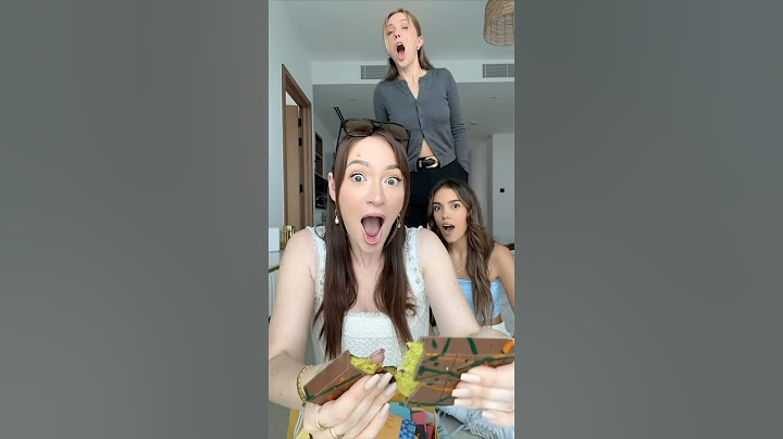 Taste Testing the VIRAL Dubai Chocolate Bar 🍫 💚