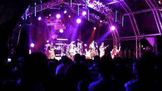 Hanggai @ Womad Abu Dhabi, Drinking song