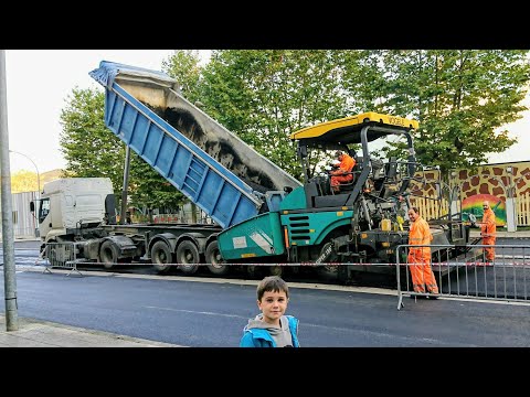 Vídeo: L'equip principal de les obres de construcció de carreteres - fresadora de carreteres