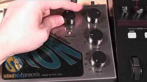 Electro-Harmonix Q-Tron with the Korg R3