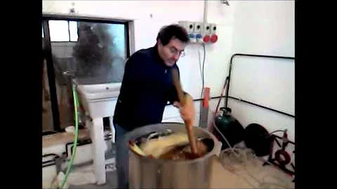 Come togliere le piume ai polli?