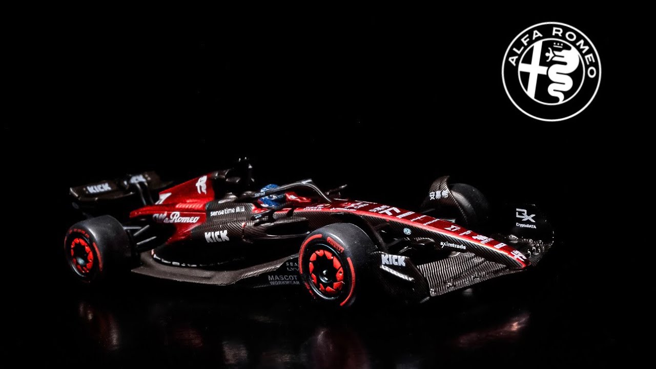 Mini GT Alfa Romeo C43 #77 Valtteri Bottas 2023 F1 2023 Australian