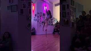 Pole Performance Xmas 2023 - Very Few Friends