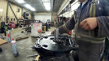 How to change a Briggs and Stratton Output Seal