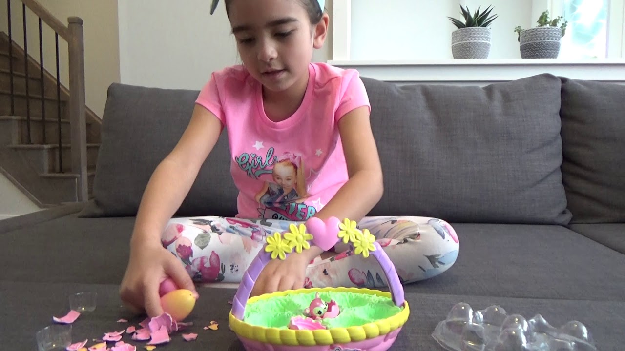 Hatchimals SPRING BASKET SERIERS CollEGGtibles Surprise Toy