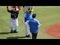 始球式のバッターはサブロー!