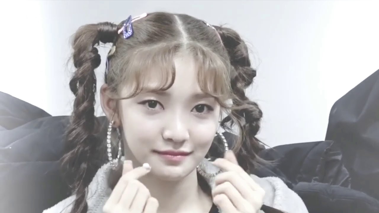 EverGlow 'Reminiscence' 1st Mini Album CD+72p PhotoBook+2p