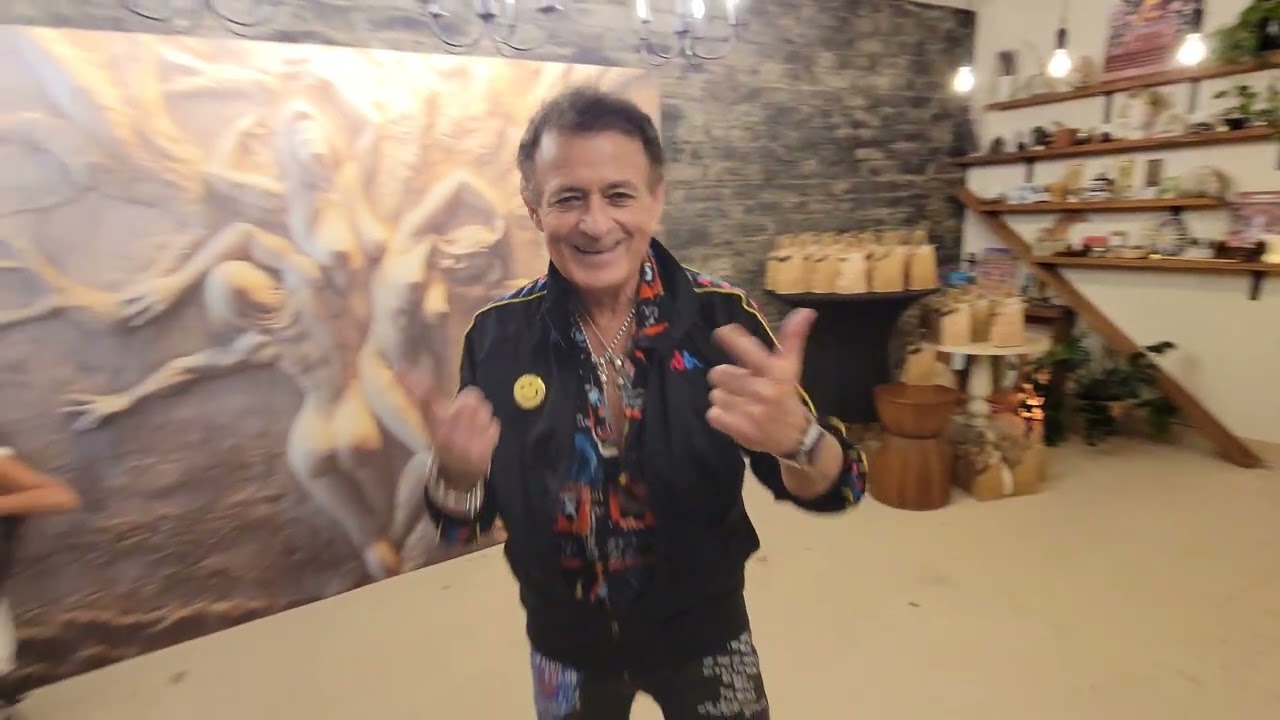 King 🤴 David Habibi "Toe to Head 360 Wrap-Around" shot on SteadiPod by Eddie Barber 🎬 🎞 🎥 😃