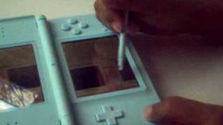 China Li Explains My Secret World on the DS.AVI