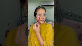 Desi Glam Wd Red Lips