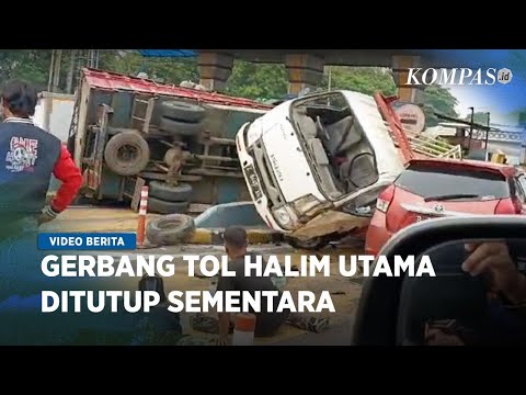 Kecelakaan Beruntun di Gerbang Tol Halim Utama Picu Kemacetan Panjang