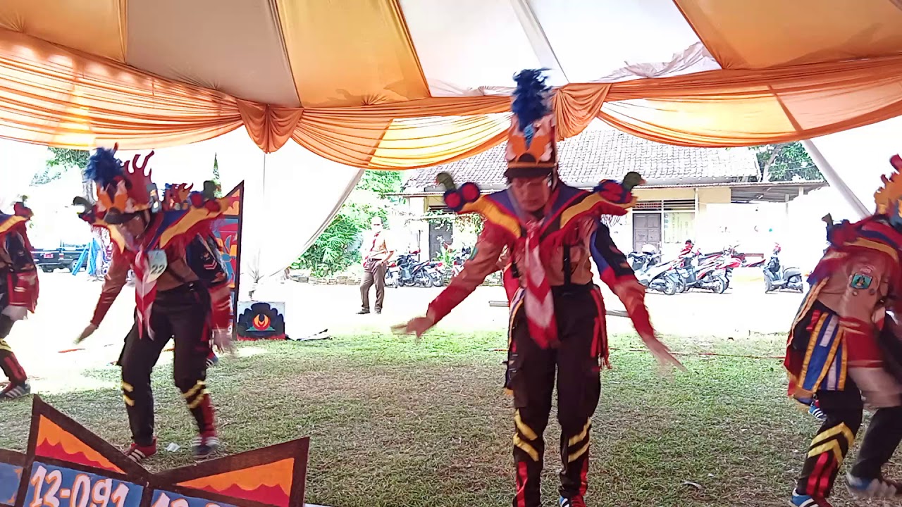 LKPP Yel-yel putri ARSCOUBA (MTSN 4 TULUNGAGUNG)