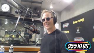 Alice In Chains' Jerry Cantrell Shows Off His Radio DJ Voice