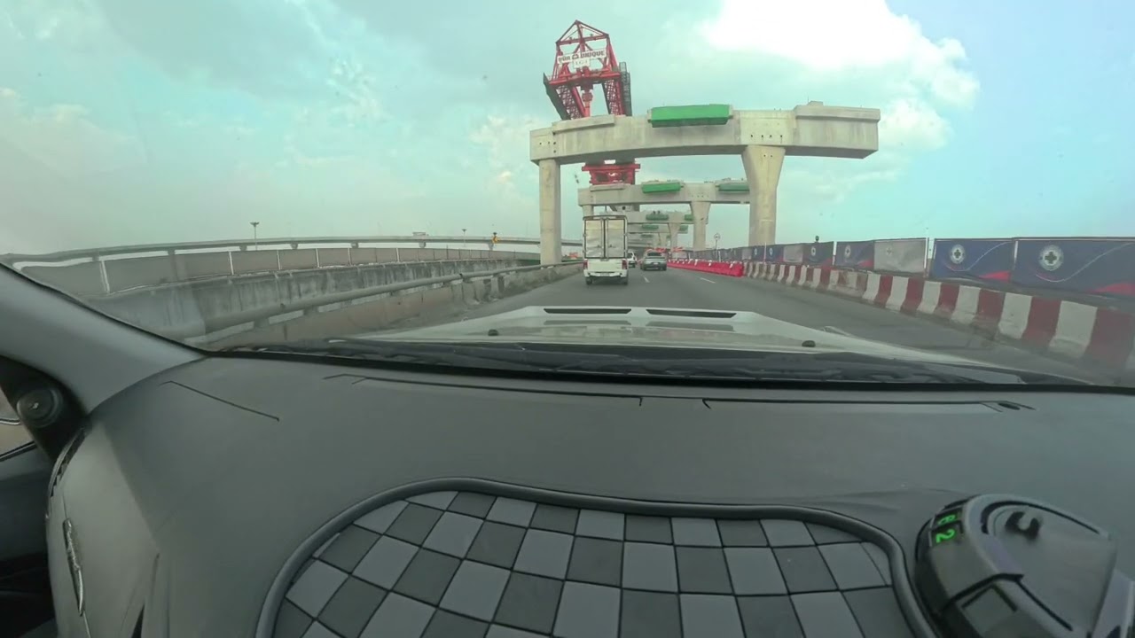 พระราม2ก่อนถึงบิ๊ก​ซี​ ที่จะมุ่งหน้าไปดาวคะนองคาบ​ นะโมๆๆๆๆ