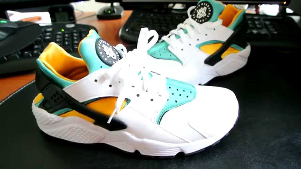 nike air huarache white turquoise gold