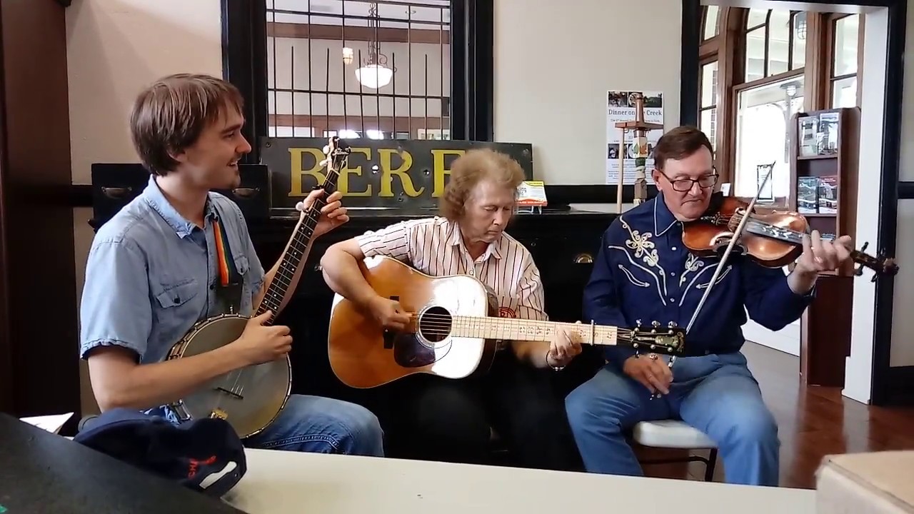 Singing Bird Music School: Learn Appalachian music in Berea, KY!