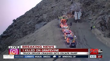 Deadly crash South of Grapevine Rd.