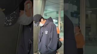 251020 #CHANYEOL Arrived Safely in Seoul❤️🥺 #exo #smtown #smentertainment ##upsidedown #kpop #찬열