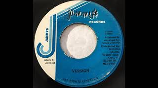 Wayne Smith - Under Me Sleng Teng (Version) 1985