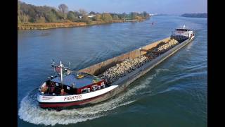 FIGHTER   (vrachtschip)