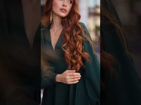 Коктейльна сукня міні з довгим рукавом 25074 Зелена, видео 1