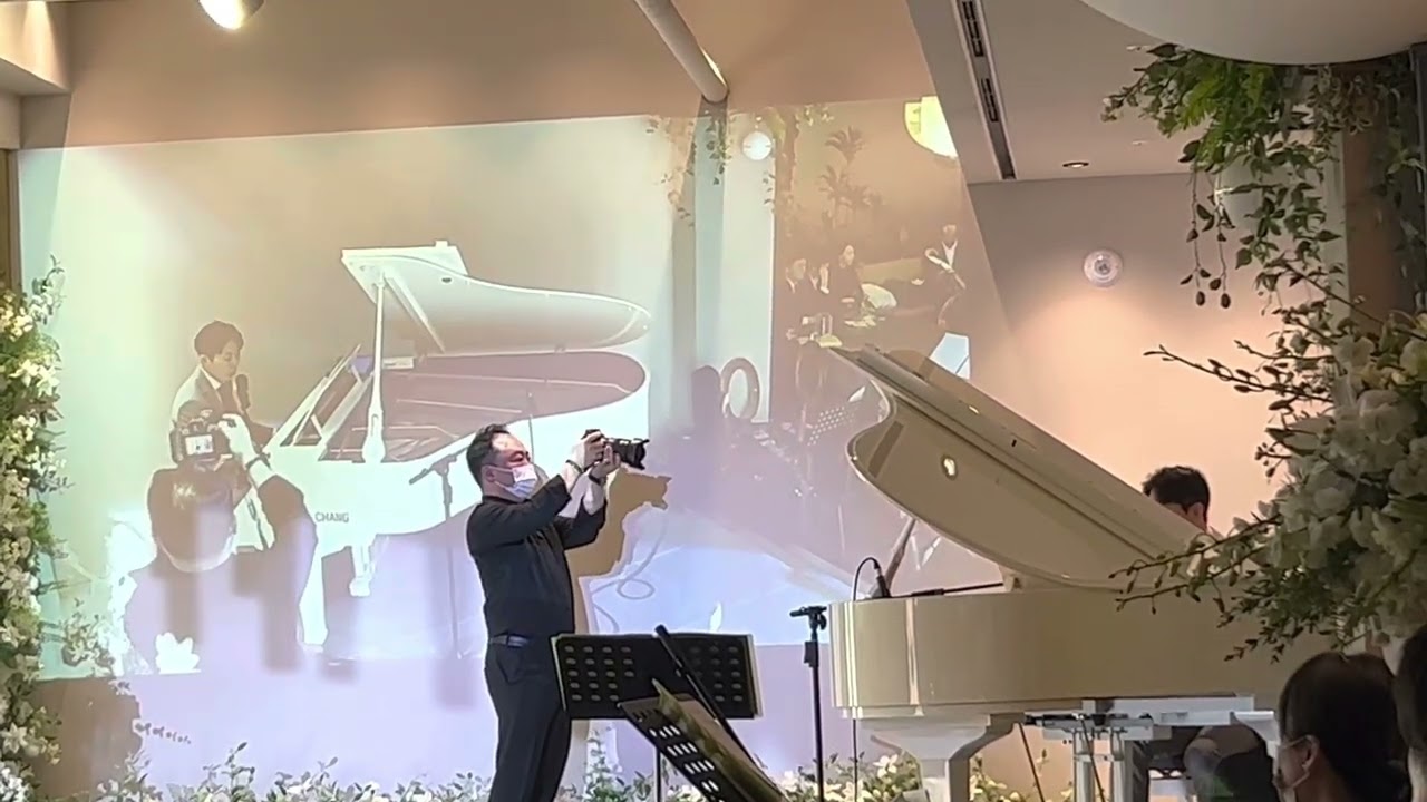 성시경  - 너의 모든 순간 축가 (피아노 치면서)