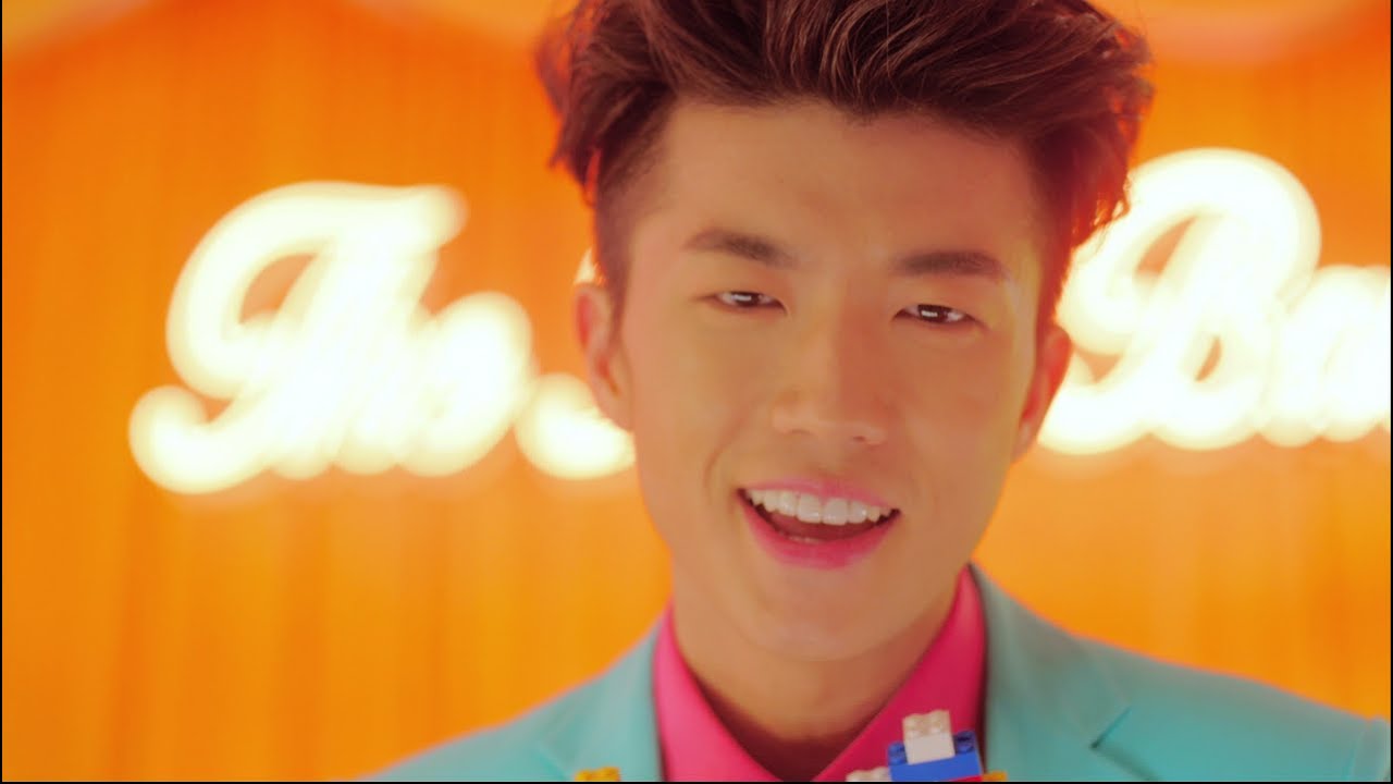 Уён 2pm. Чан уён 2pm. Ive Wooyoung. Wooyoung short hairsyle.