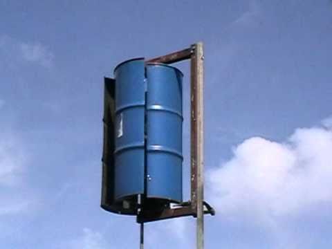 DIY Wind-Powered Water Pump. Cata-Vento com Bomba de Agua. | FunnyCat 