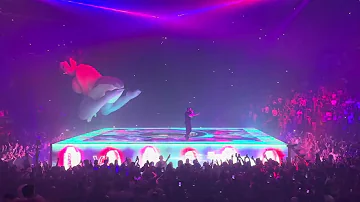 Drake "Jumbotron Shit Poppin" LIVE in NYC @ Madison Square Garden 7/26/23