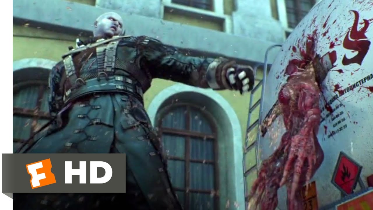 ไทแรนท์  2022  Resident Evil: Damnation (2012) - Tyrant vs. Lickers Scene (9/10) | Movieclips