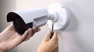 Installation tip: Adjusting direction on an AXIS P14-series Network Camera