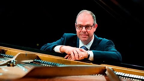 William Paterson Jazz Professor Bill Charlap Performs with Tony Bennett on "The Rachael Ray Show""