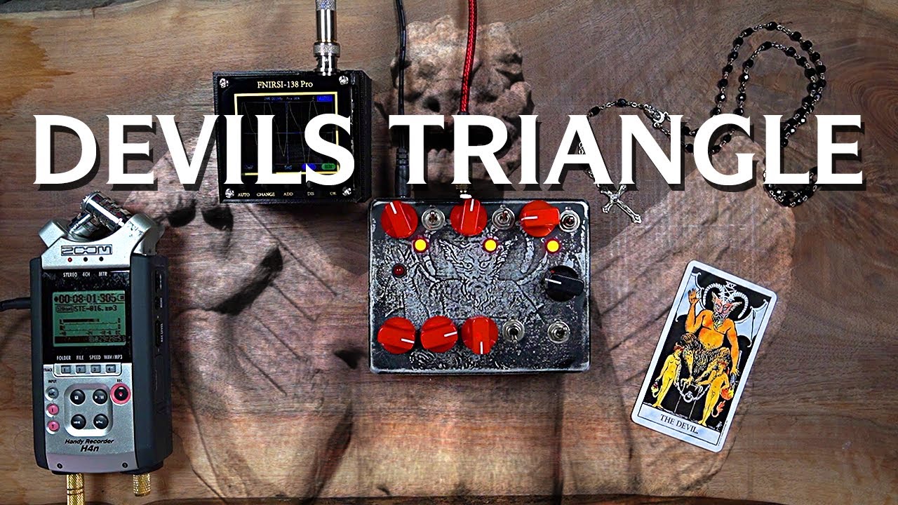 Devils Triangle Drone Synth w/ LFO, Ambient Exploration - YouTube