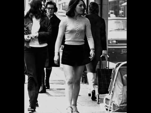 Mini Skirt Fashion (60S-70S) - Youtube