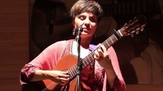 Video-Miniaturansicht von „Elizabeth Morris - Darte Luz (En vivo)“