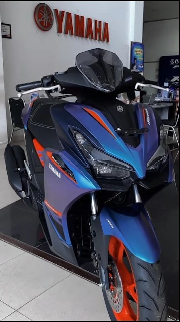 YAMAHA AEROX 155 CYBERCITY 2025